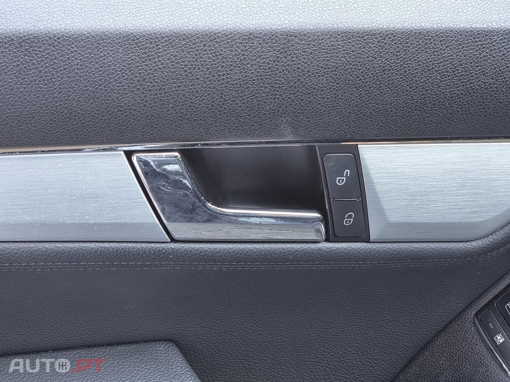 Mercedes-Benz C 250 CDi Avantgarde BlueEfficiency