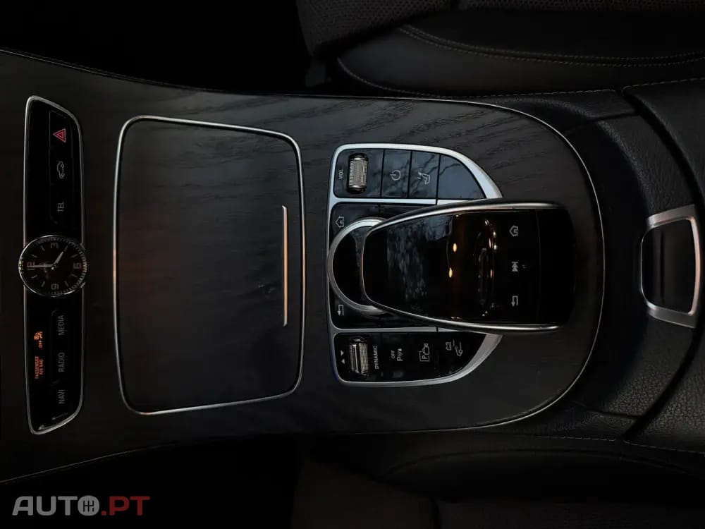 Mercedes-Benz E 300 de AMG Line