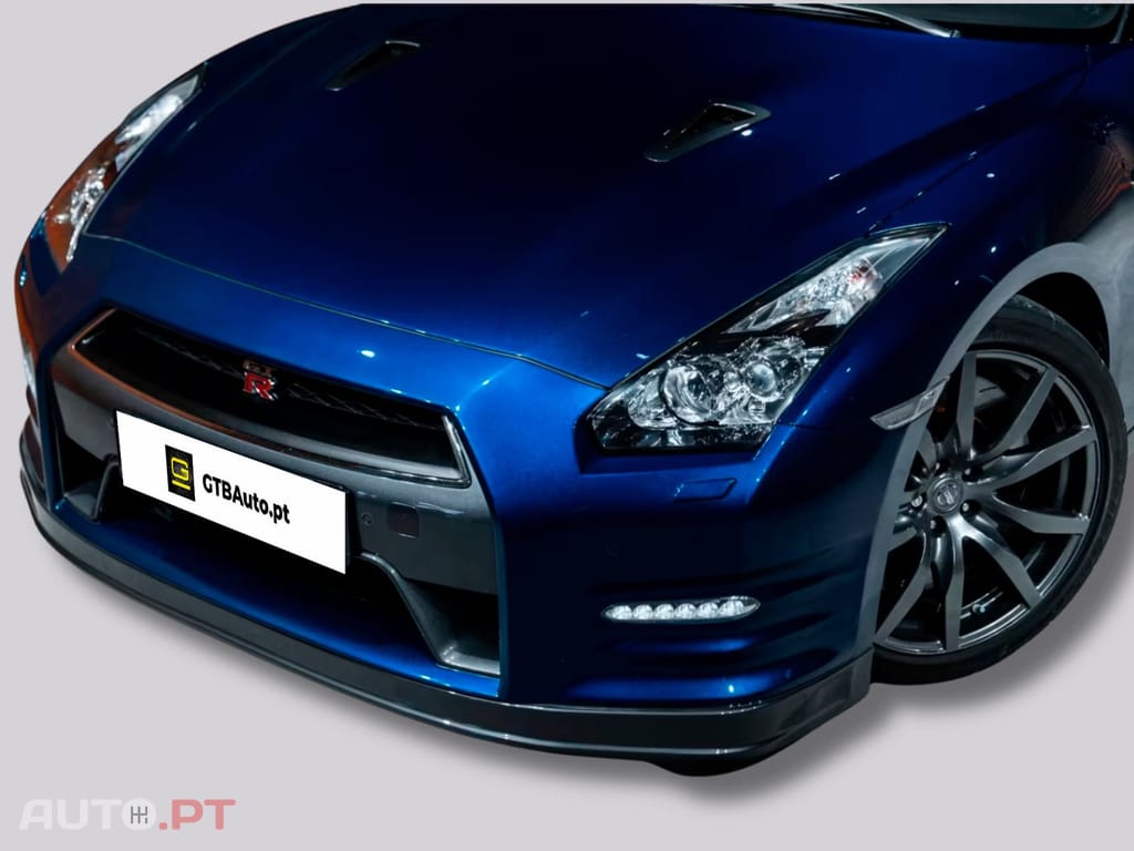 Nissan GT-R Black Edition