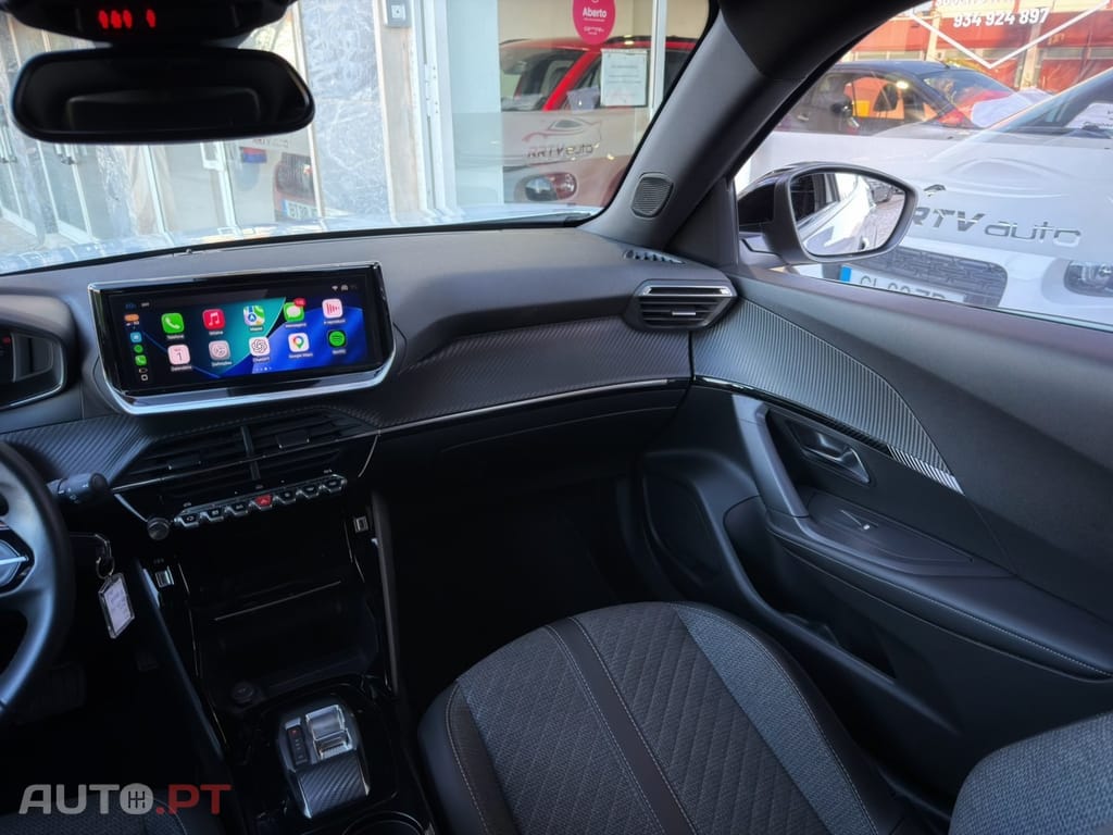 Peugeot 2008 1.2 Hybrid Allure e-DCS6