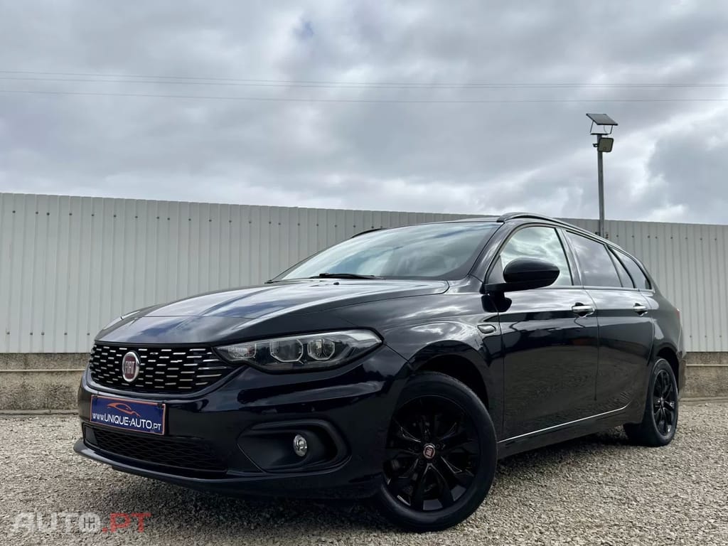 Fiat Tipo 1.3 M-Jet Lounge Tech
