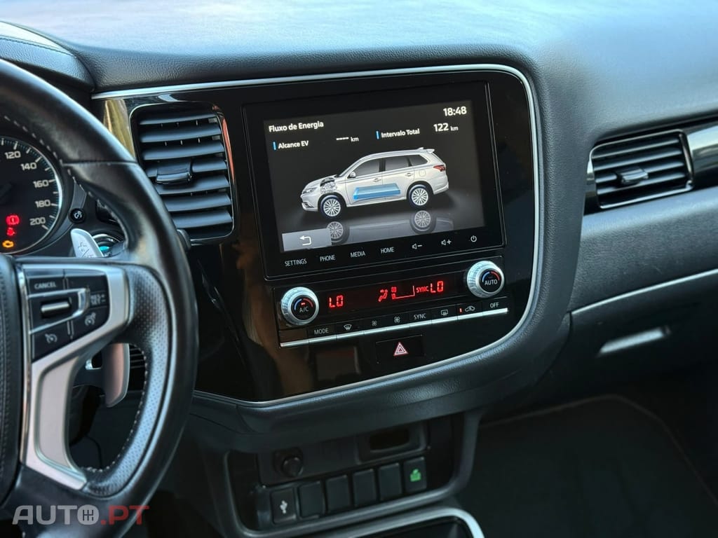 Mitsubishi Outlander PHEV intense