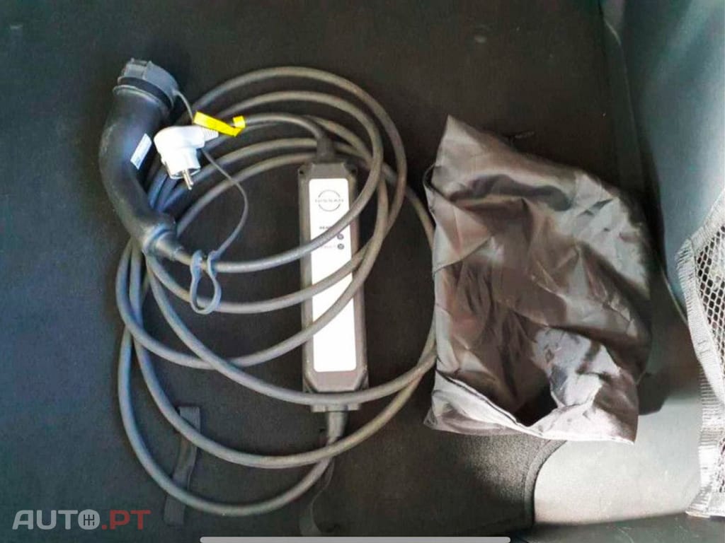 Nissan Leaf ZE Drive