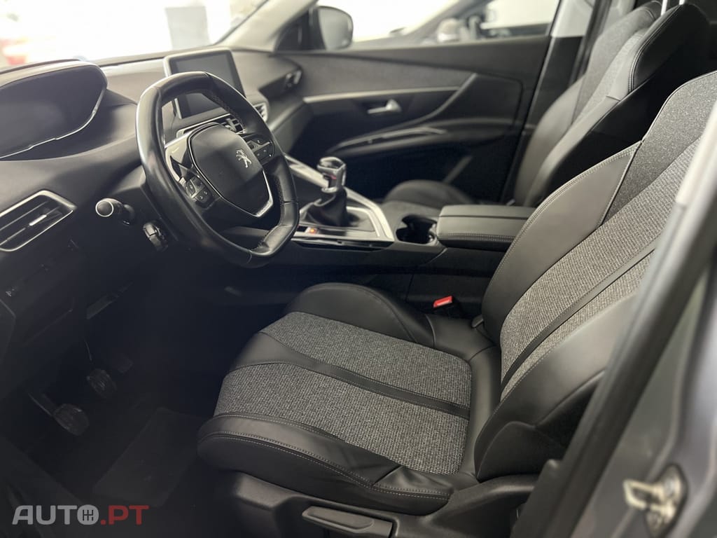 Peugeot 3008 1.6 BlueHDi Allure