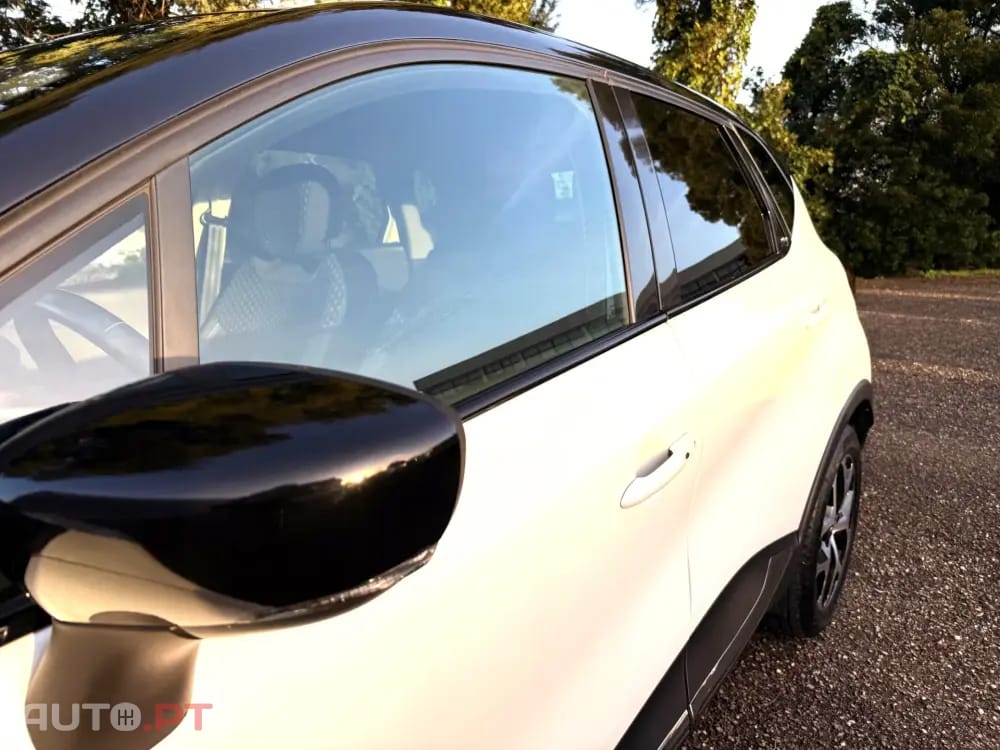 Renault Captur 1.5 dci ELYSEÉ