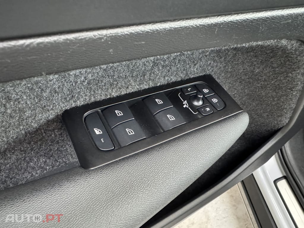 Volvo XC40 1.5 T5 PHEV Inscription Expression