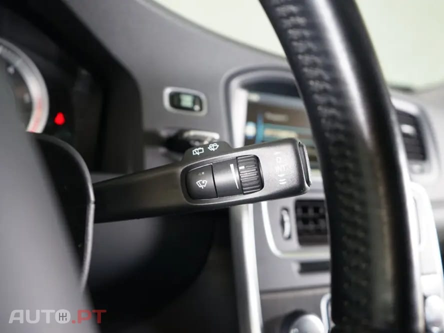 Volvo V60 1.6 D2 Momentum Eco