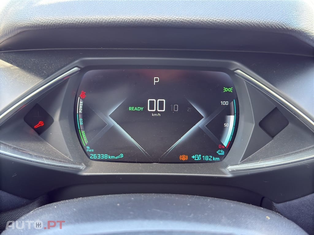 DS DS3 Crossback E-TENSE INES DE LA FRESSANGE