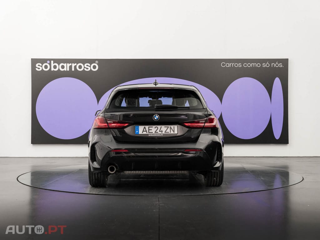 BMW 118 i Pack Desportivo M Auto