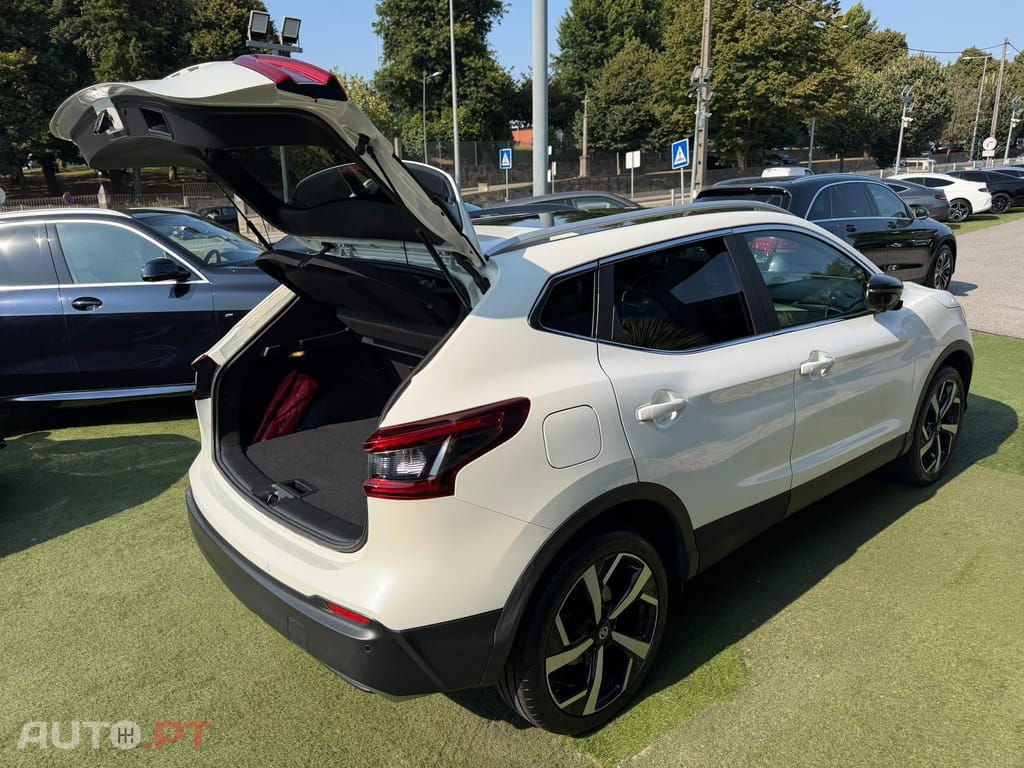 Nissan Qashqai 1.6 dCi Tekna Premium Pele Preta Xtronic