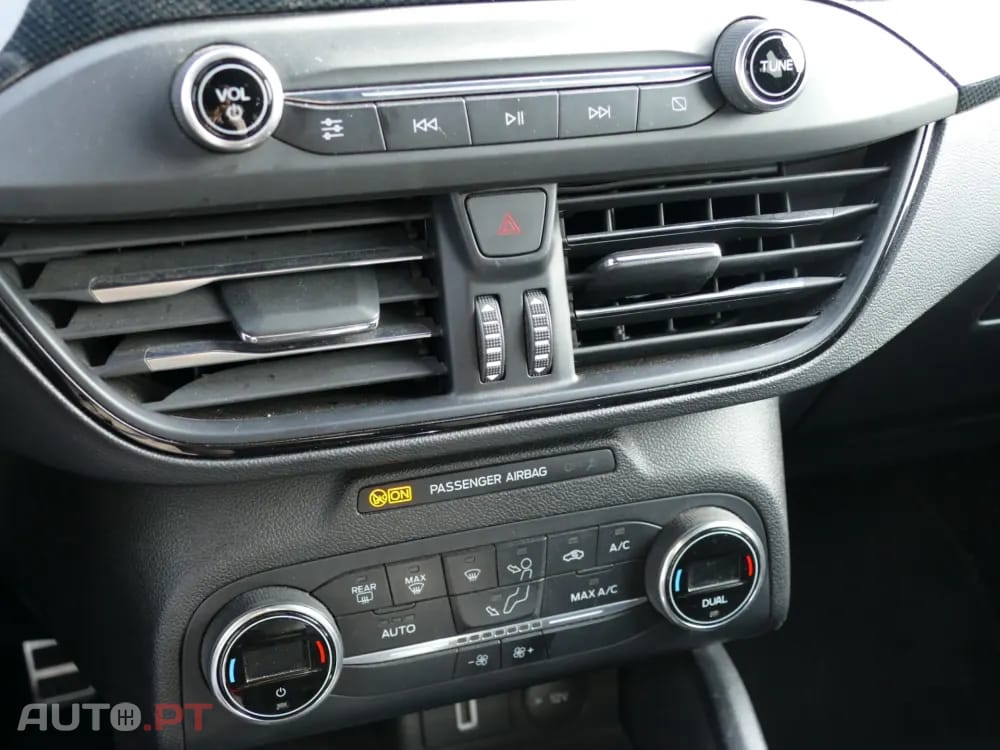 Ford Focus SW 1.5 TDCi EcoBlue ST-Line