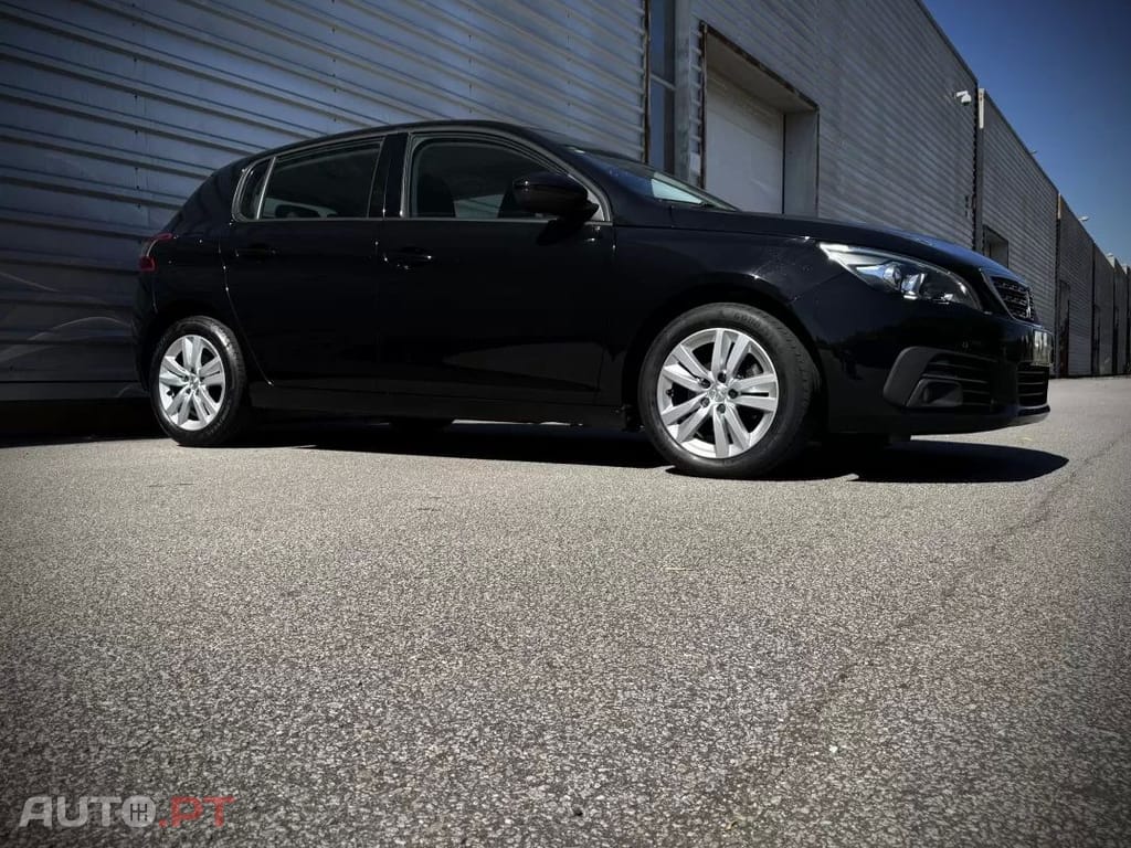 Peugeot 308 BlueHDi FAP 130 EAT8 Stop & Start Active Pack