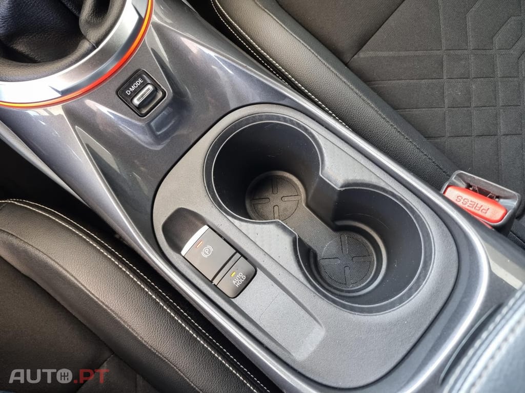 Nissan Juke 1.0 DIG-T Tekna
