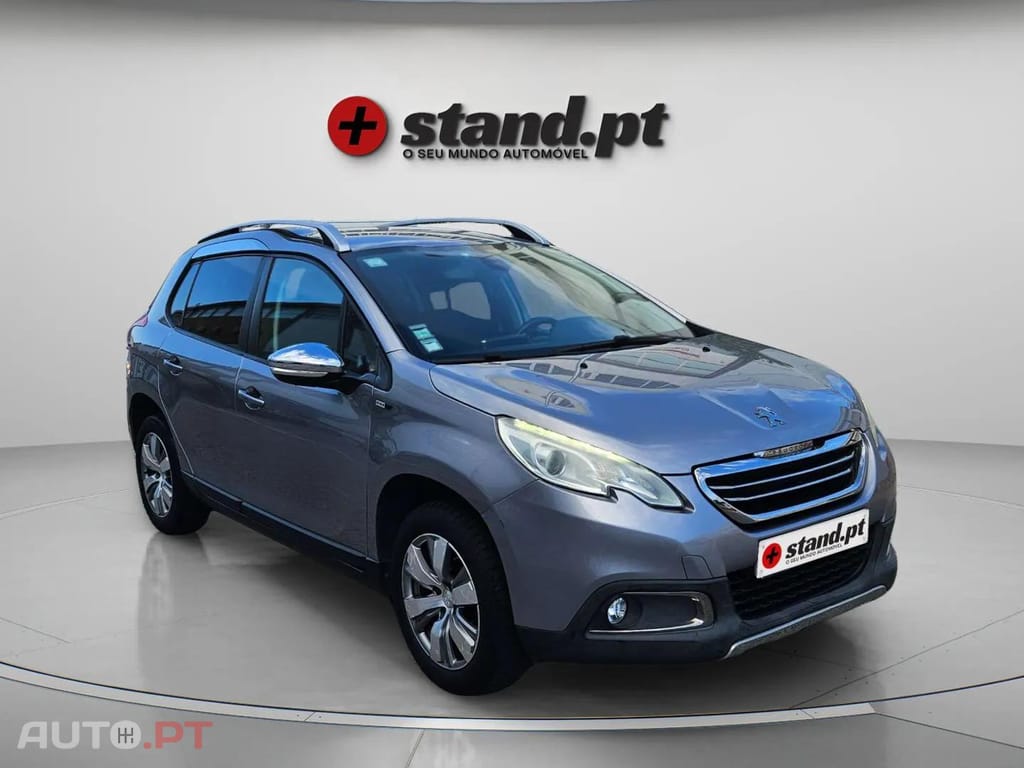 Peugeot 2008 1.2 PureTech Style