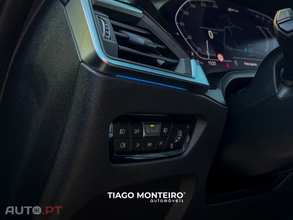BMW 330 e Pack Desportivo M Auto