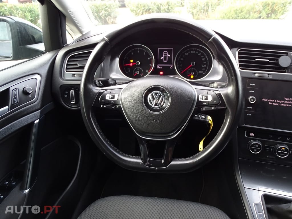 Volkswagen Golf 1.0 TSI Confortline