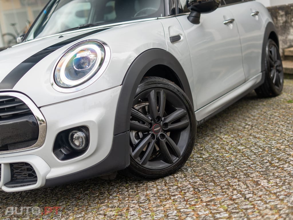 MINI Cooper Cooper Premium JCW Auto