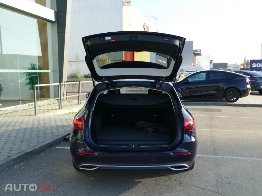Mercedes-Benz C 300 e Avantgarde