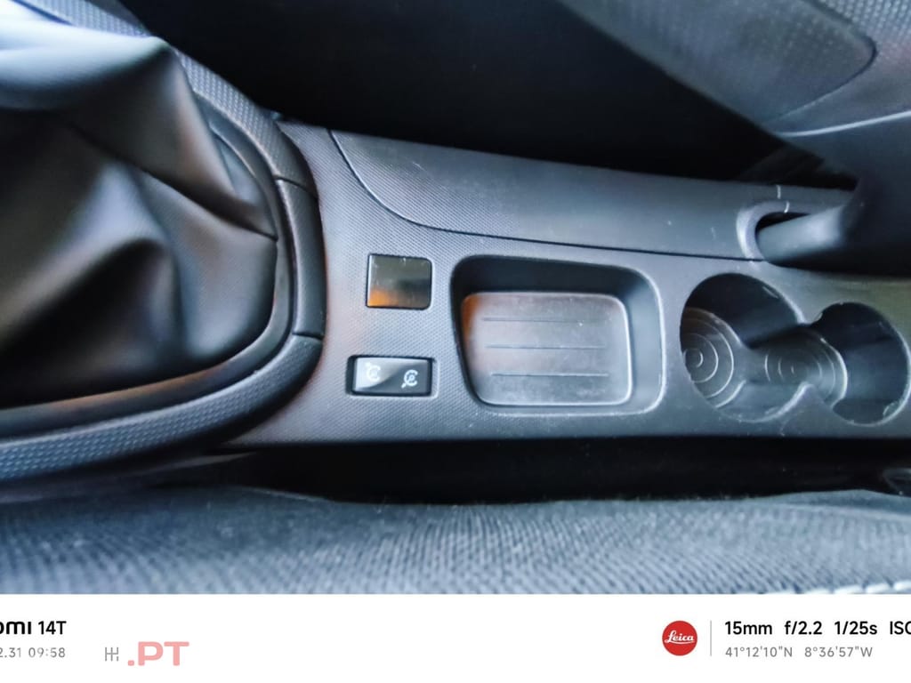 Renault Clio 1.2 16V 75 Collection