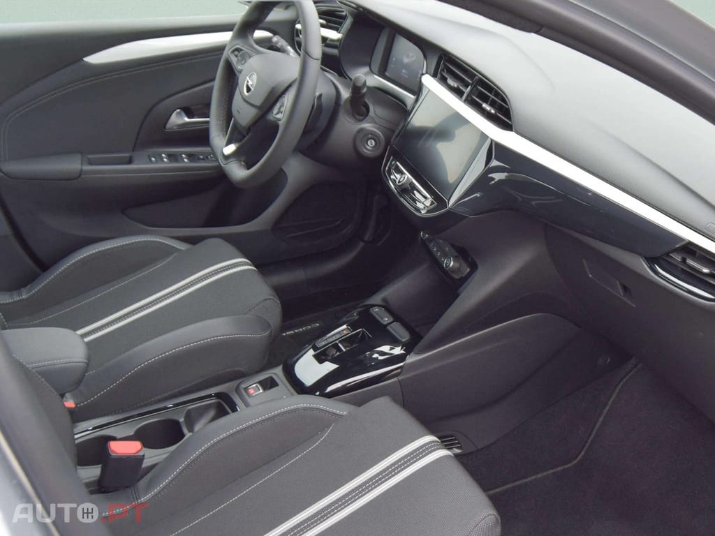 Opel Corsa 1.2 HYBRID GS eDCT