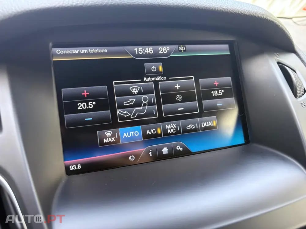 Ford Focus 2.0 EcoBoost ST c/ Pack Pele Desportiva