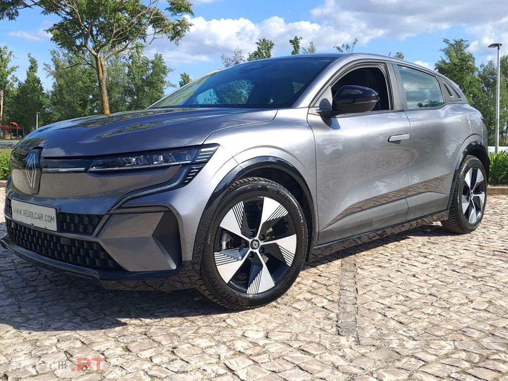 Renault Mégane E-Tech EV60 220hp optimum charge Equilibre