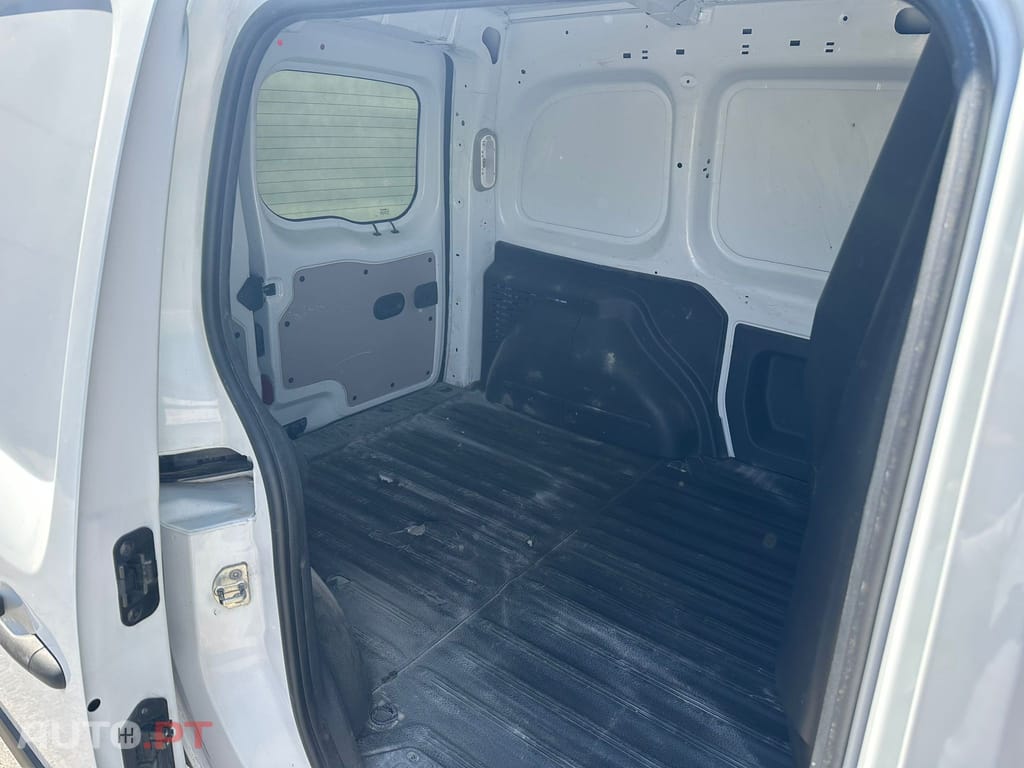 Renault Kangoo Outro