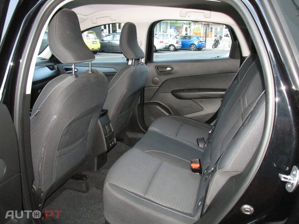 Renault Arkana 1.3 TCe Evolution EDC
