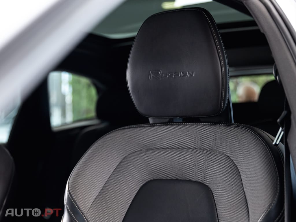 Volvo XC60 2.0 D4 R - Design