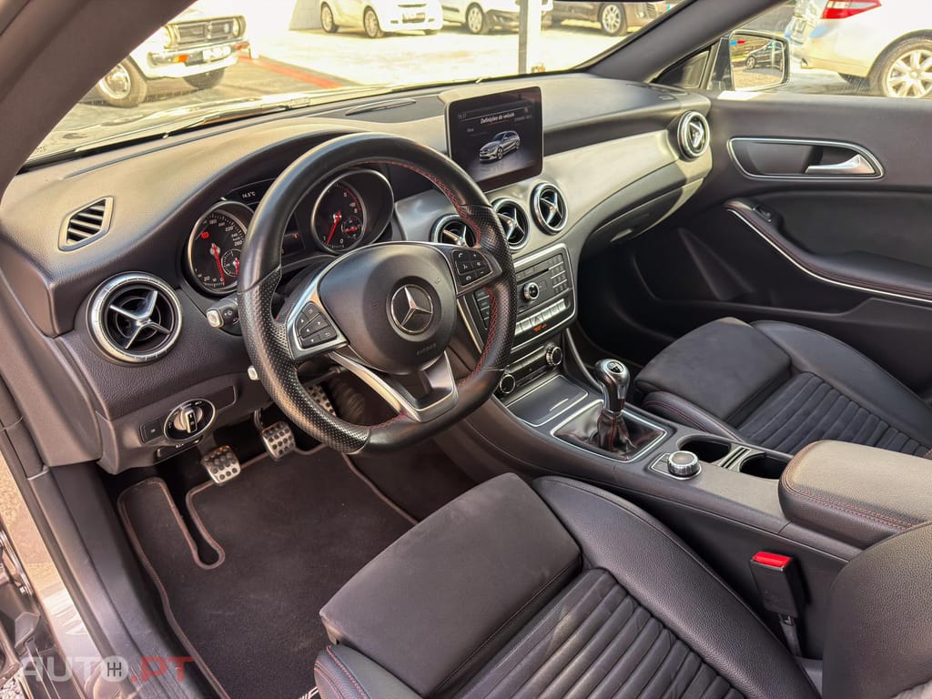 Mercedes-Benz CLA 180 Shooting Brake AMG LINE