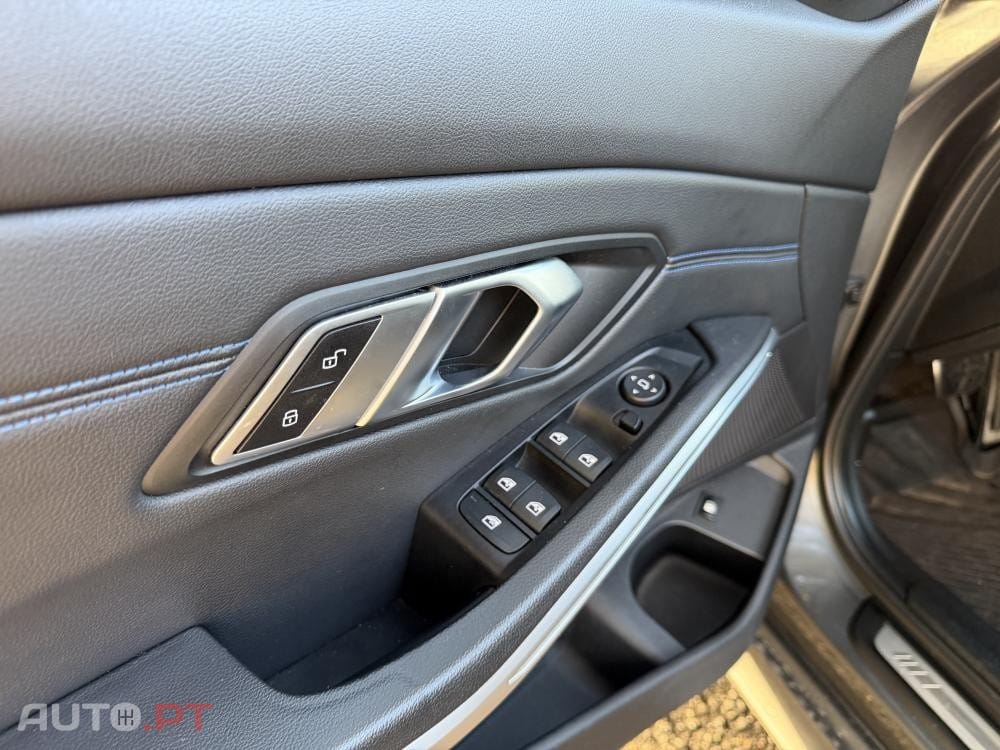 BMW 330 e Pack M Auto