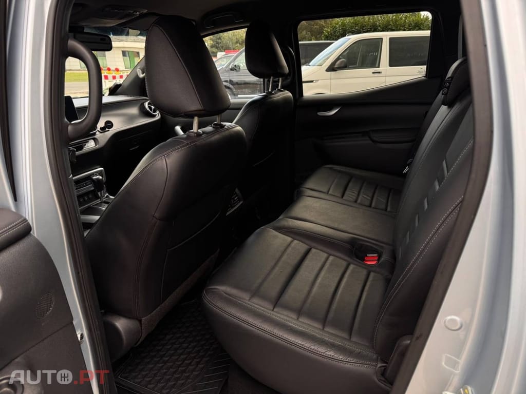 Mercedes-Benz X d Power 4-Matic