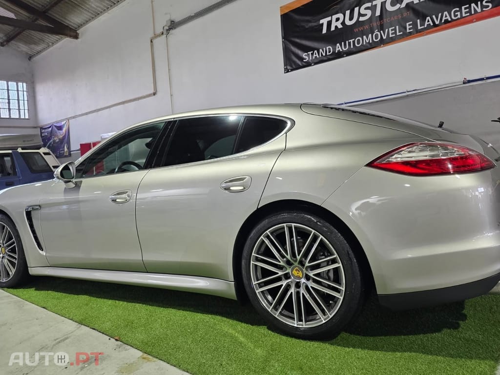 Porsche Panamera S Hybrid