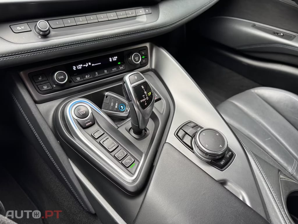 BMW i8 Standard
