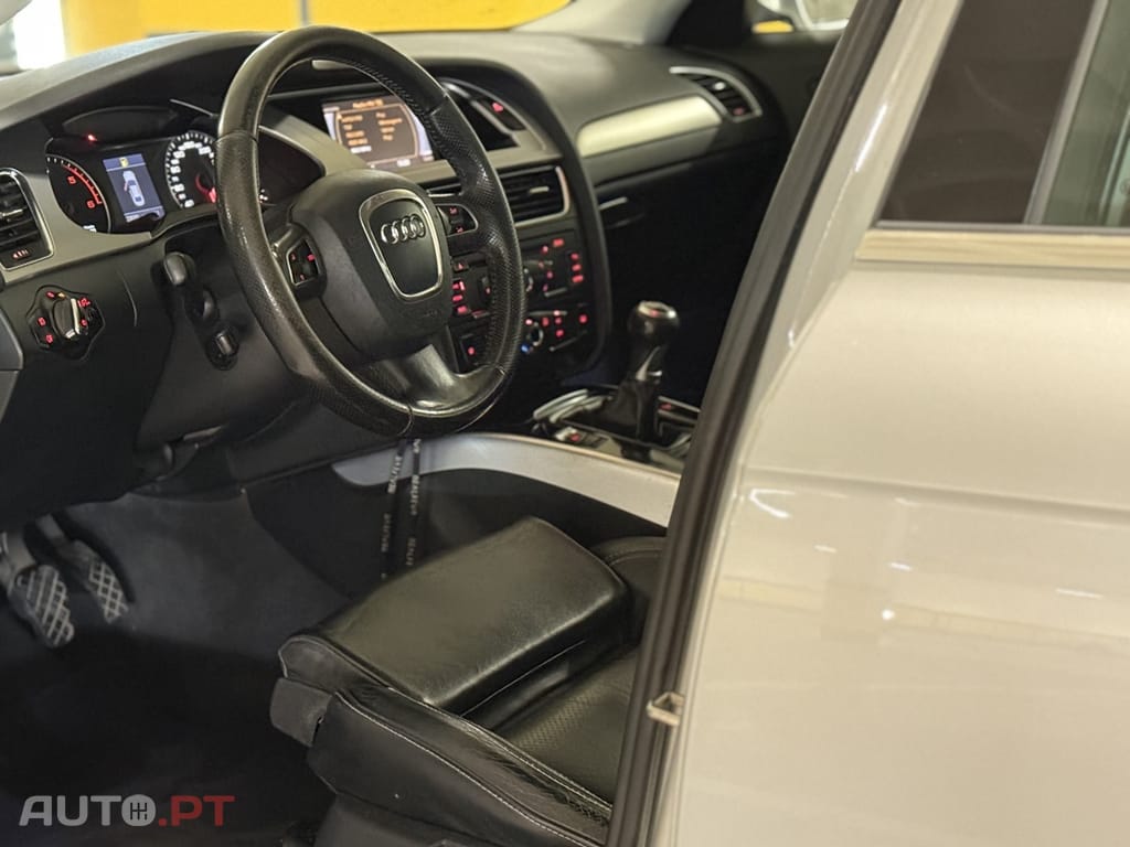 Audi A4 2.0 TDI S-line