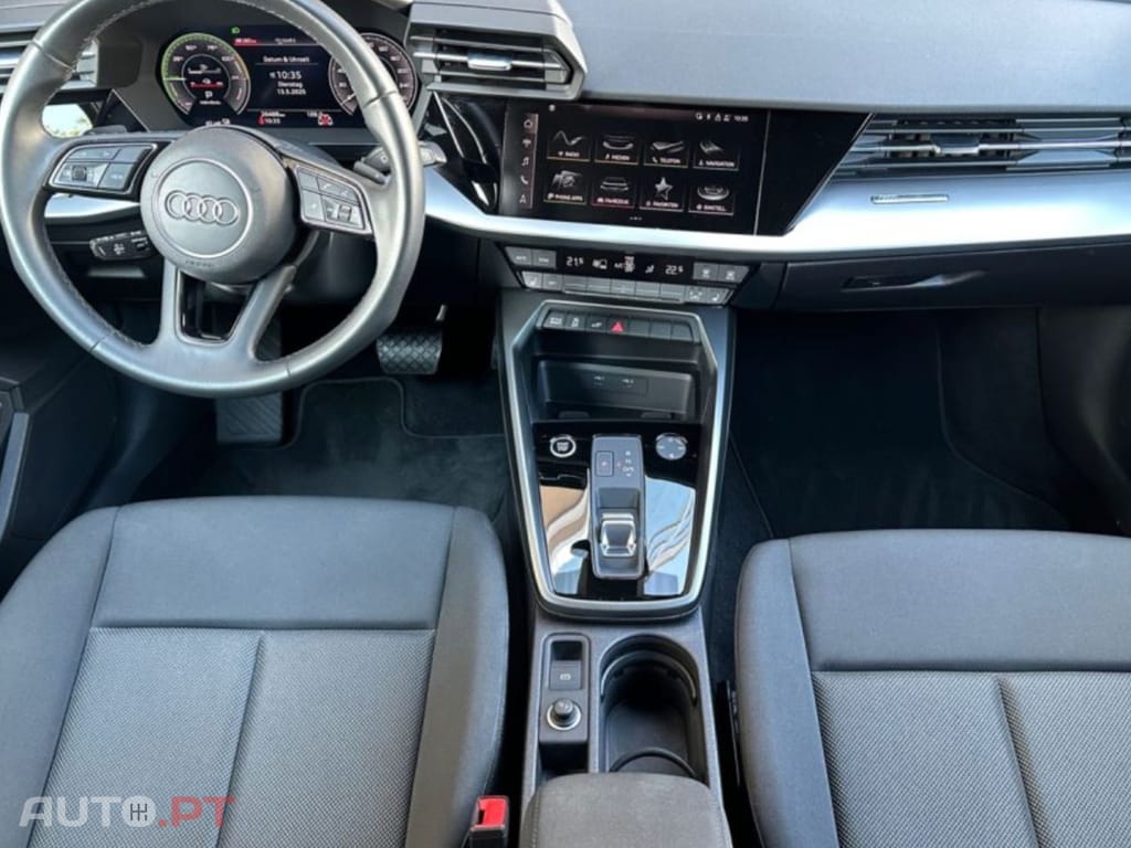 Audi A3 Sportback 40 TFSIe advanced I.V.A DEDUTÍVEL
