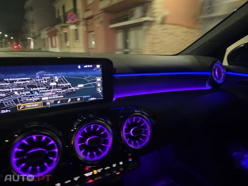 Mercedes-Benz A 250 A250E Limousine