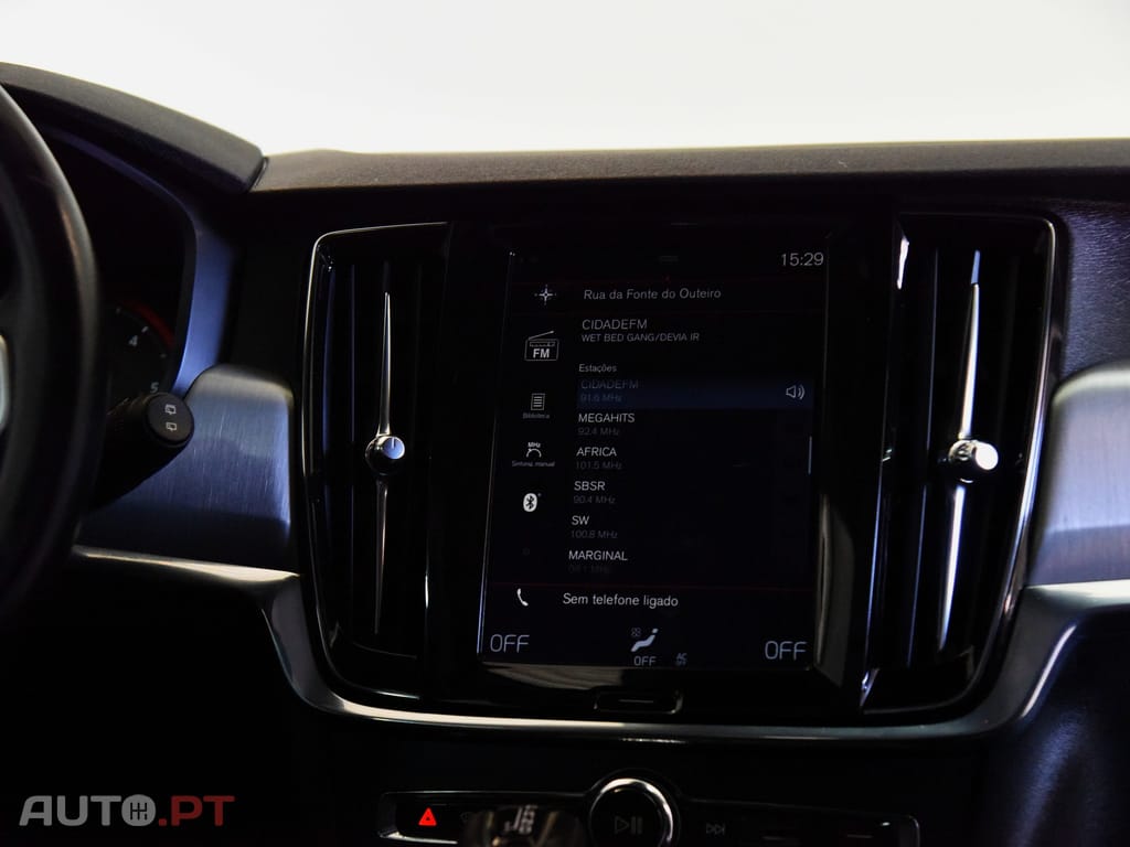 Volvo V90 2.0 D4 Momentum Geartronic