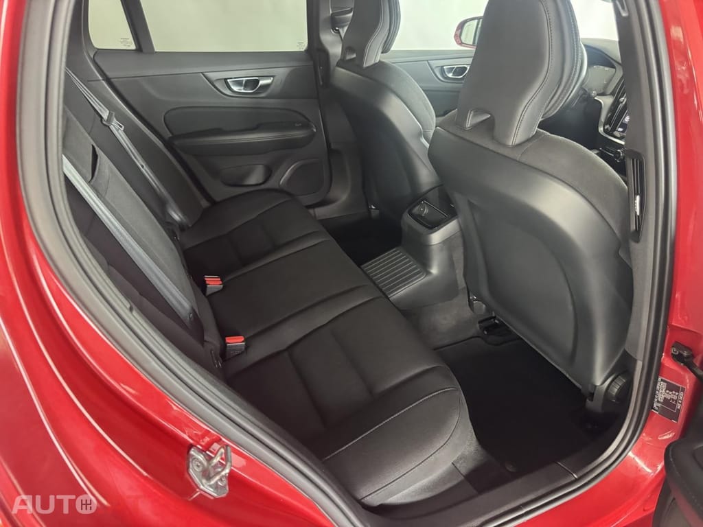 Volvo V60 2.0 T6 AWD TE Inscription Expression