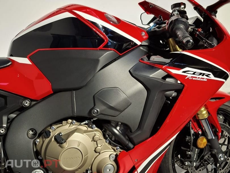 Honda CBR CBR1000RA