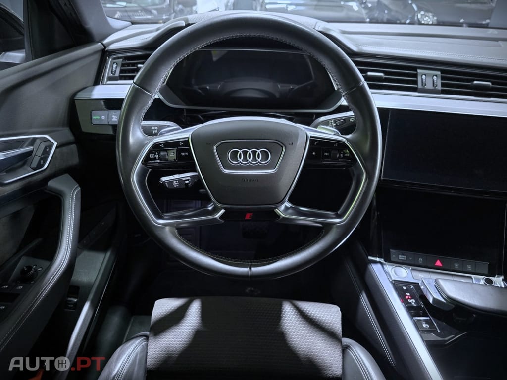 Audi E-Tron 55 quattro S line