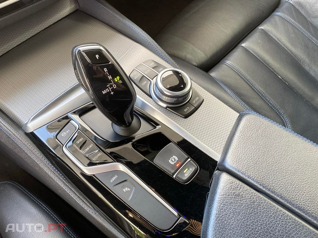 BMW 530 iPerformance Pack M
