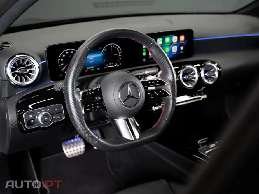 Mercedes-Benz A 250 e AMG Line