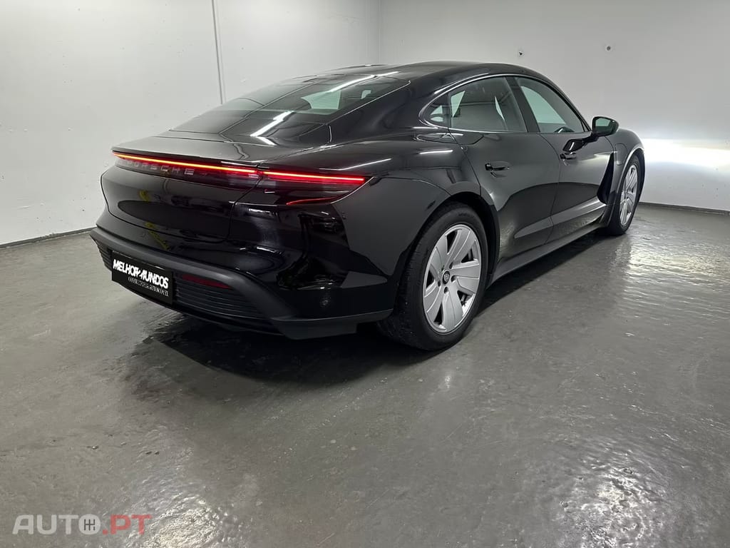 Porsche Taycan Sport