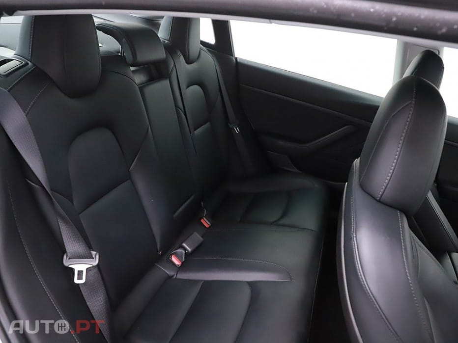 Tesla Model 3 Standard RWD Plus