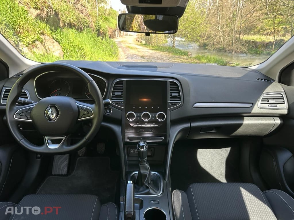 Renault Mégane 1.5 Blue dCi Limited J17