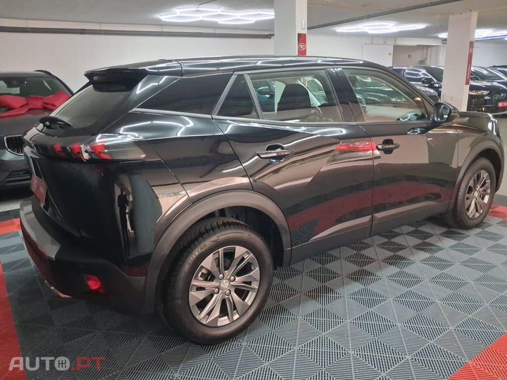 Peugeot 2008 1.2 PureTech Active Pack EAT8