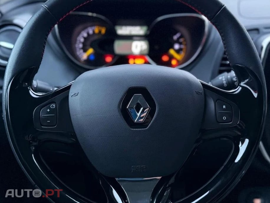 Renault Captur 1.2 TCE INTENS (EDC)