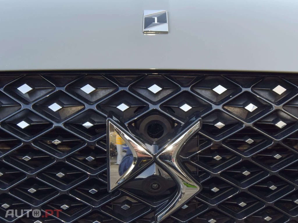 DS DS4 E- Tense 1.6 Hybrid La Premiere