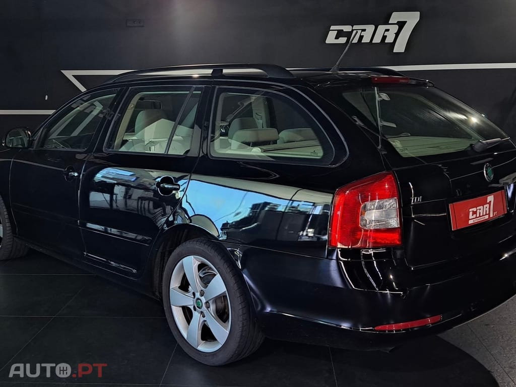 Skoda Octavia Break 1.6 TDi Elegance DSG